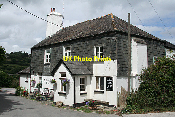 Photo 6"x4" West Buckfastleigh: The Tradesman's Arms Combe\/SX7068 c2010