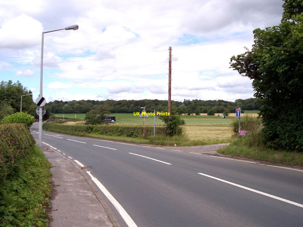 Photo 6"x4" Crank Road junction with bridle path to Moss Bank St Helens\/SJ5095 c2010