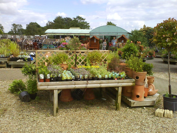 Photo 6"x4" Plant table at Roman Way Garden Centre Furtho c2010
