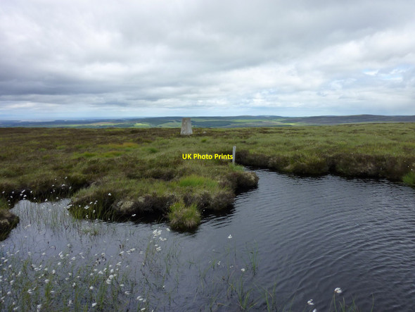 Photo 6"x4" Summit of the Knock of Braemoray Knock of Braemoray c2010