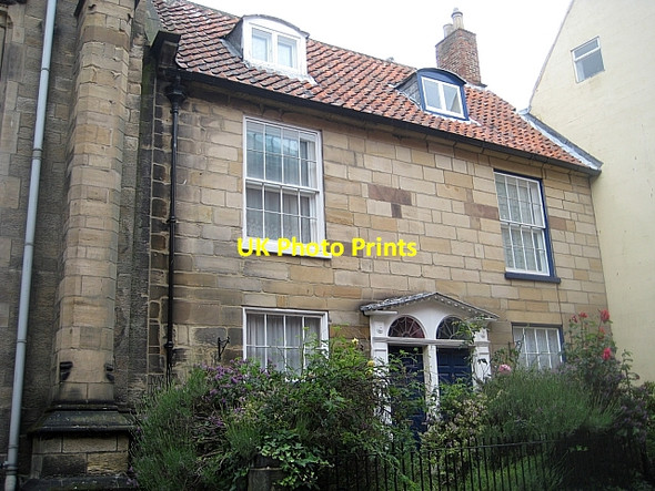 Photo 6"x4" Nos 44 & 45,  Baxtergate Whitby\/NZ8910 c2010