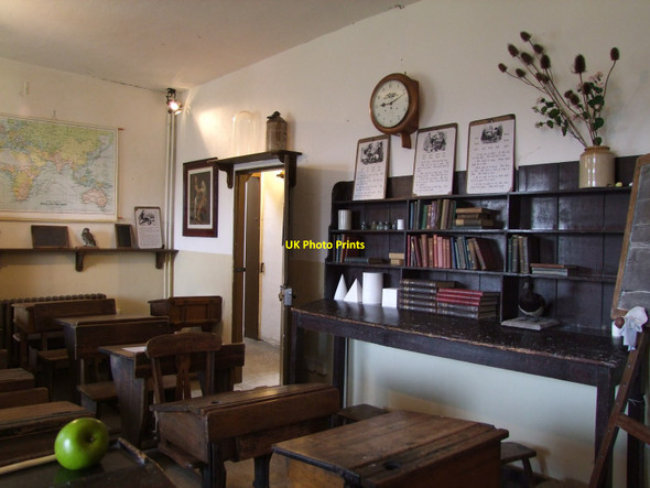 Photo 6"x4" Sir John Moore School classroom Appleby Magna c2009