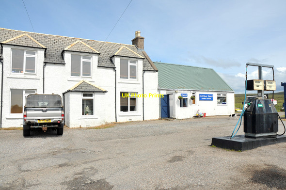 Photo 6"x4" Achiltibuie Stores Achiltibuie c2010
