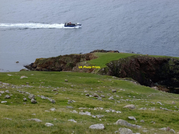 Photo 6"x4" Fishing boat and Burries Ness Burries Ness c2010