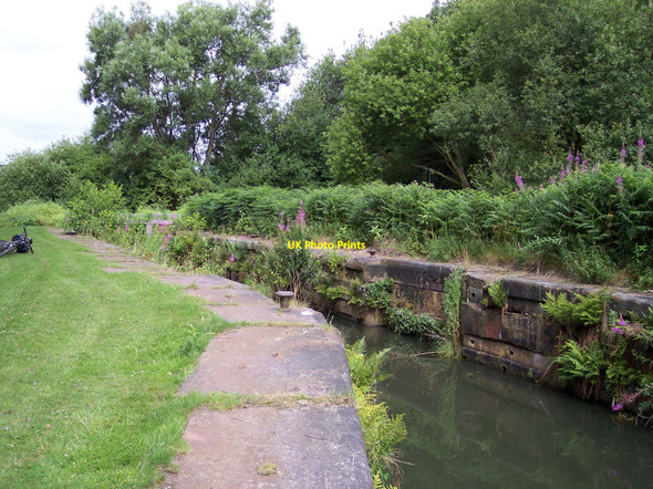 Photo 6"x4" Bradley Lock on the Sankey Canal Newton-Le-Willows\/SJ5895 c2010