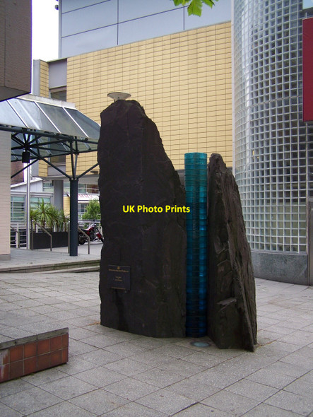 Photo 6"x4" Sculpture On Broad Street, Birmingham Lee Bank c2010