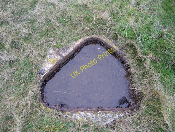 Photo 6"x4" The base of the 'Rocket Post' on Hilbre? Hoylake c2009