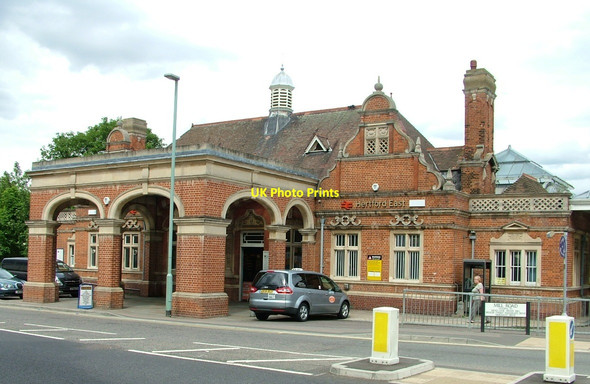 Photo 6"x4" Hertford East railway station Hertford c2010