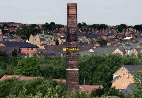 Photo 6"x4" Wombwell Brickyard Chimney Low Valley c2010