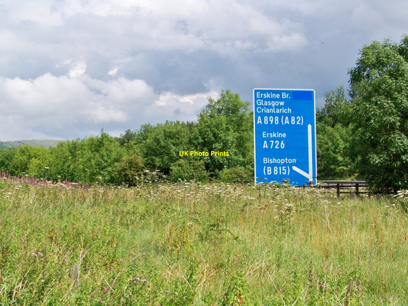 Photo 6"x4" M898 Road Sign Erskine c2010