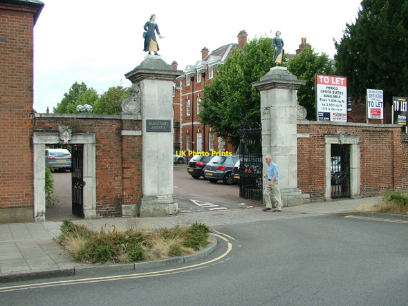 Photo 6"x4" Bluecoats Avenue, Hertford Hertford c2010