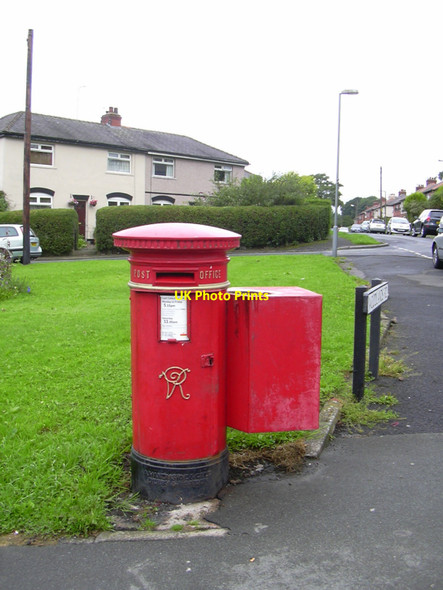Photo 6"x4" Post Box, Woodlands Road, Edenfield Ramsbottom c2010