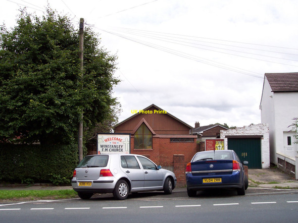 Photo 6"x4" The tiny church on Pemberton Road Winstanley Billinge c2010