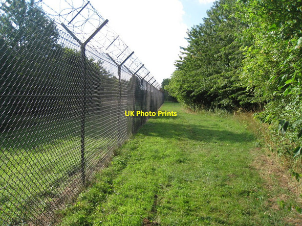 Photo 6"x4" MOD Boundary Fence Otford c2010
