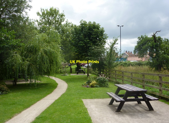 Photo 6"x4" Small park by the river in Thirsk Norby\/SE4282 c2010