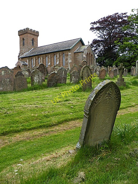 Photo 6"x4" St Cuthbert's Church Kirklinton c2009