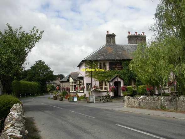 Photo 6"x4" Martinstown, The Brewers Arms Martinstown or Winterbourne St Martin c2010