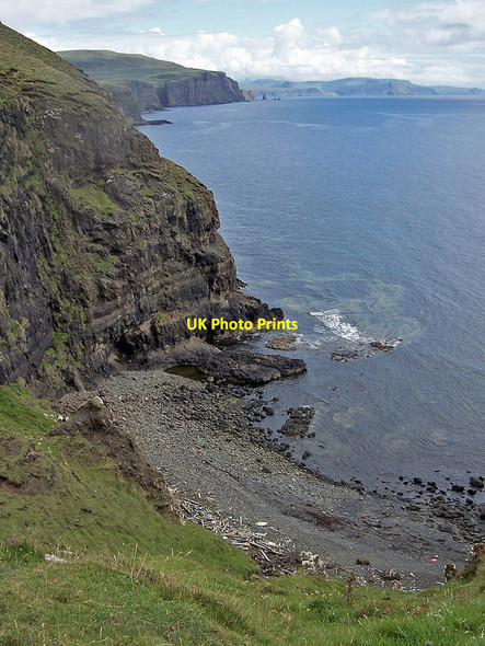 Photo 6"x4" Bay among the cliffs Loch an Fhridein c2010