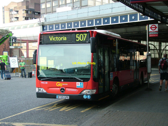 Photo 6"x4" Cab Road at Waterloo Station London c2010
