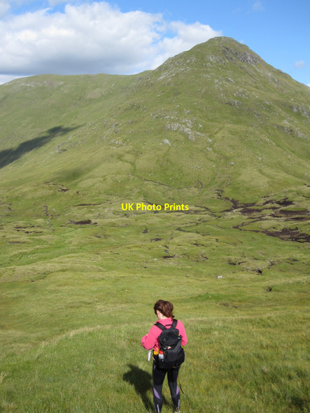 Photo 6"x4" Bealach between Creag Mhor and Sron Tairbh Creag Mh\u00f2r\/NN3936 c2010