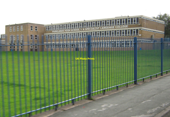 Photo 6"x4" Parklands High School Chorley\/SD5817 c2010