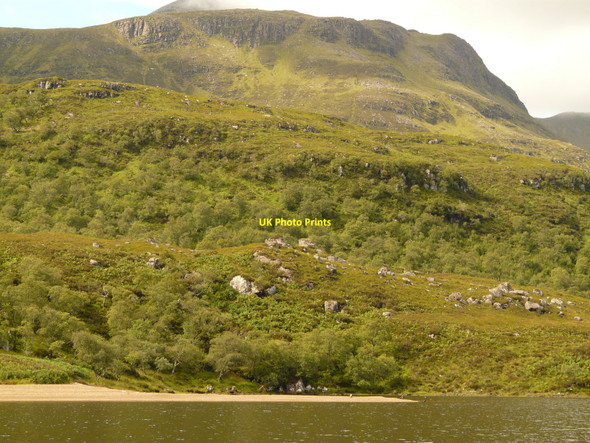 Photo 6"x4" South shore Loch Veyatie Elphin\/NC2111 c2010