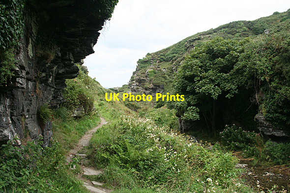 Photo 6"x4" Tintagel: footpath in Rocky Valley Trethevy\/SX0789 c2010