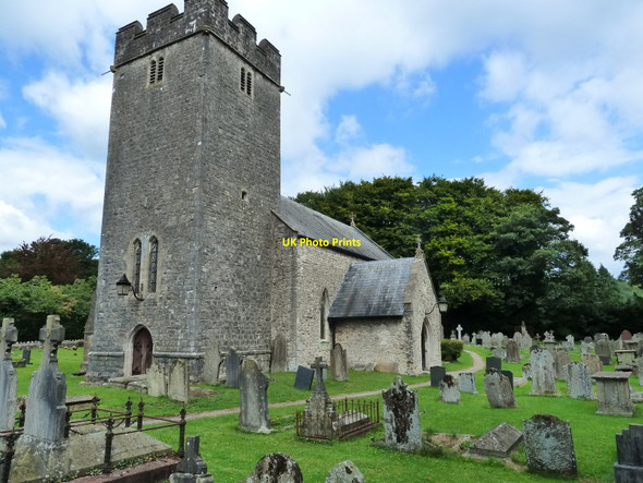 Photo 6"x4" St Mary's church, St Fagans St Fagans c2010