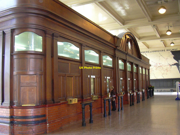Photo 6"x4" Booking Hall, Manchester Victoria Station Manchester c2010