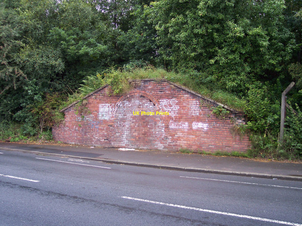 Photo 6"x4" Buttress of old colliery railway bridge on Vista Road Haydock c2010