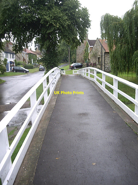 Photo 6"x4" Marygate from the Barton Beck footbridge Barton\/NZ2308 c2010