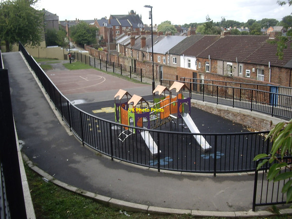 Photo 6"x4" Playpark, Pensbury Street Darlington c2010