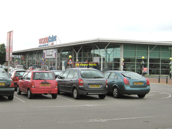 Photo 6"x4" Tesco, Leyland Leyland c2010