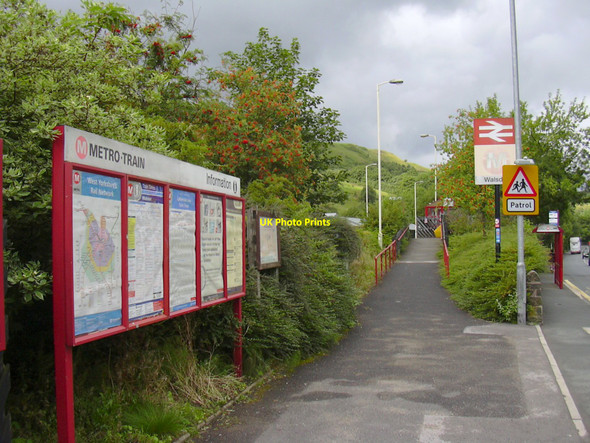 Photo 6"x4" Walsden Railway Station, West Yorkshire Todmorden c2010