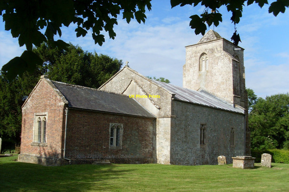 Photo 6"x4" All Saints, Alton Priors Alton Barnes c2008