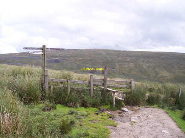 Photo 6"x4" Signpost and stile at junction of Dales Way and Whernside paths Ribble Head\/SD7779 c2010