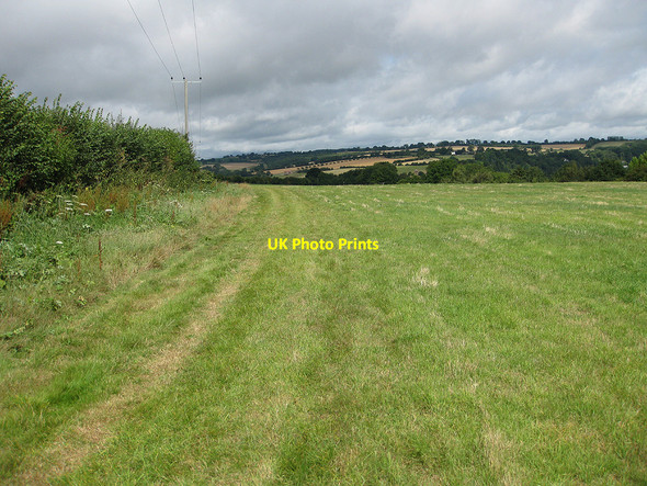 Photo 6"x4" Heading north towards Hoarwithy Red Rail c2010