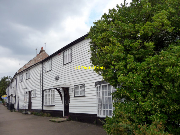 Photo 6"x4" Old Clapboard Cottages, Hunsdon, Hertfordshire Hunsdon c2010