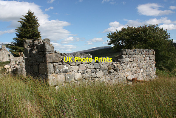 Photo 6"x4" Ruined watermill, Lynemore Cragganmore\/NJ1636 c2010