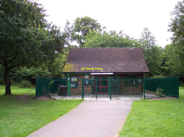 Photo 6"x4" Stadt Moers Park visitor centre Prescot c2010