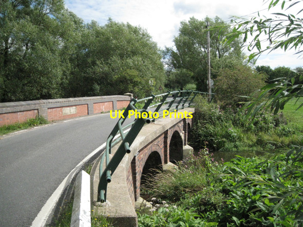 Photo 6"x4" Barston Bridge on the River Blythe Barston c2010