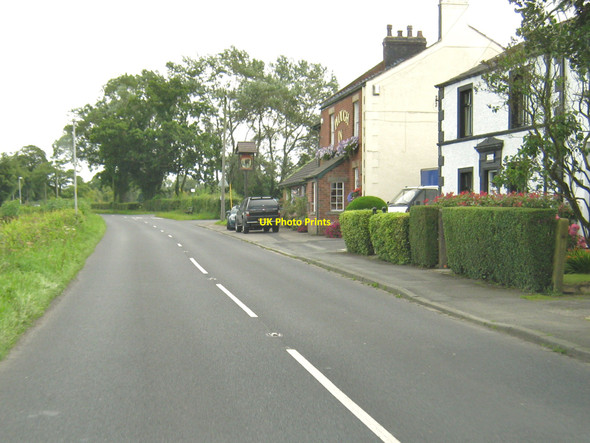 Photo 6"x4" Plough Inn, Runshaw Lane Runshaw Moor c2010