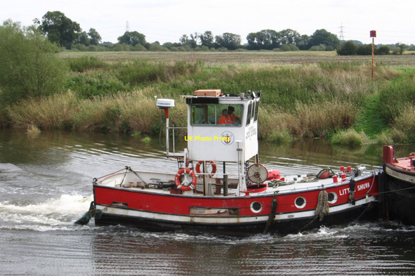Photo 6"x4" Carlton-on-Trent - Little Shuva at Teal's Wharf Carlton-on-Trent c2010