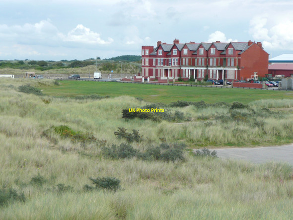 Photo 6"x4" A sad building, Ainsdale on Sea Ainsdale-on-Sea c2010