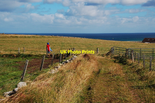 Photo 6"x4" Track to the trig point, Burray Hillside\/ND4696 c2010