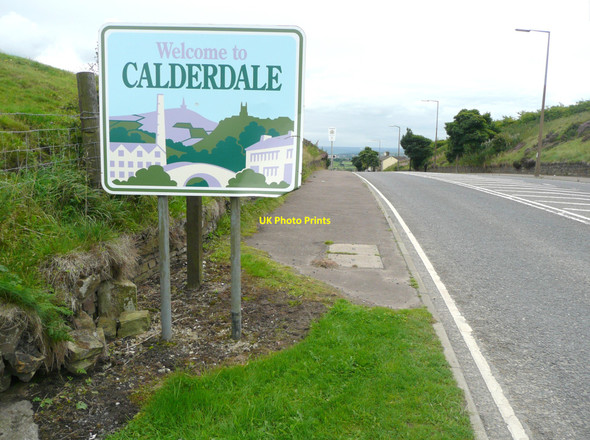 Photo 6"x4" The Calderdale boundary, Halifax Road (A629) Ogden\/SE0631 c2010