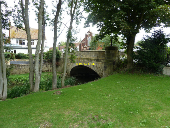 Photo 6"x4" Old bridge over the River Eden, Edenbridge Edenbridge c2010