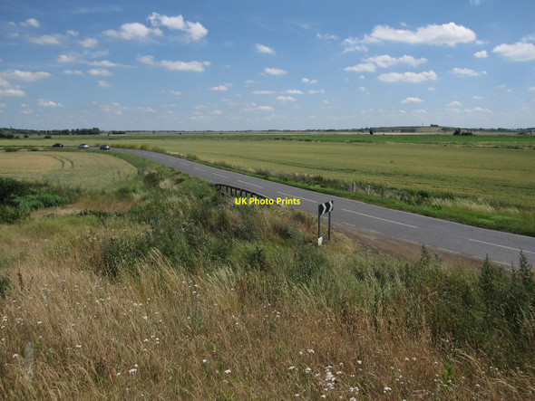 Photo 6"x4" Chain Causeway B1381 Sutton Gault c2010