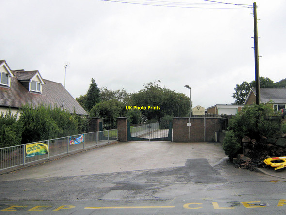 Photo 6"x4" Woodhouse Middle School Biddulph c2010