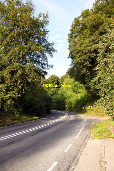 Photo 6"x4" The A40 up Aston Hill Kingston Blount c2010